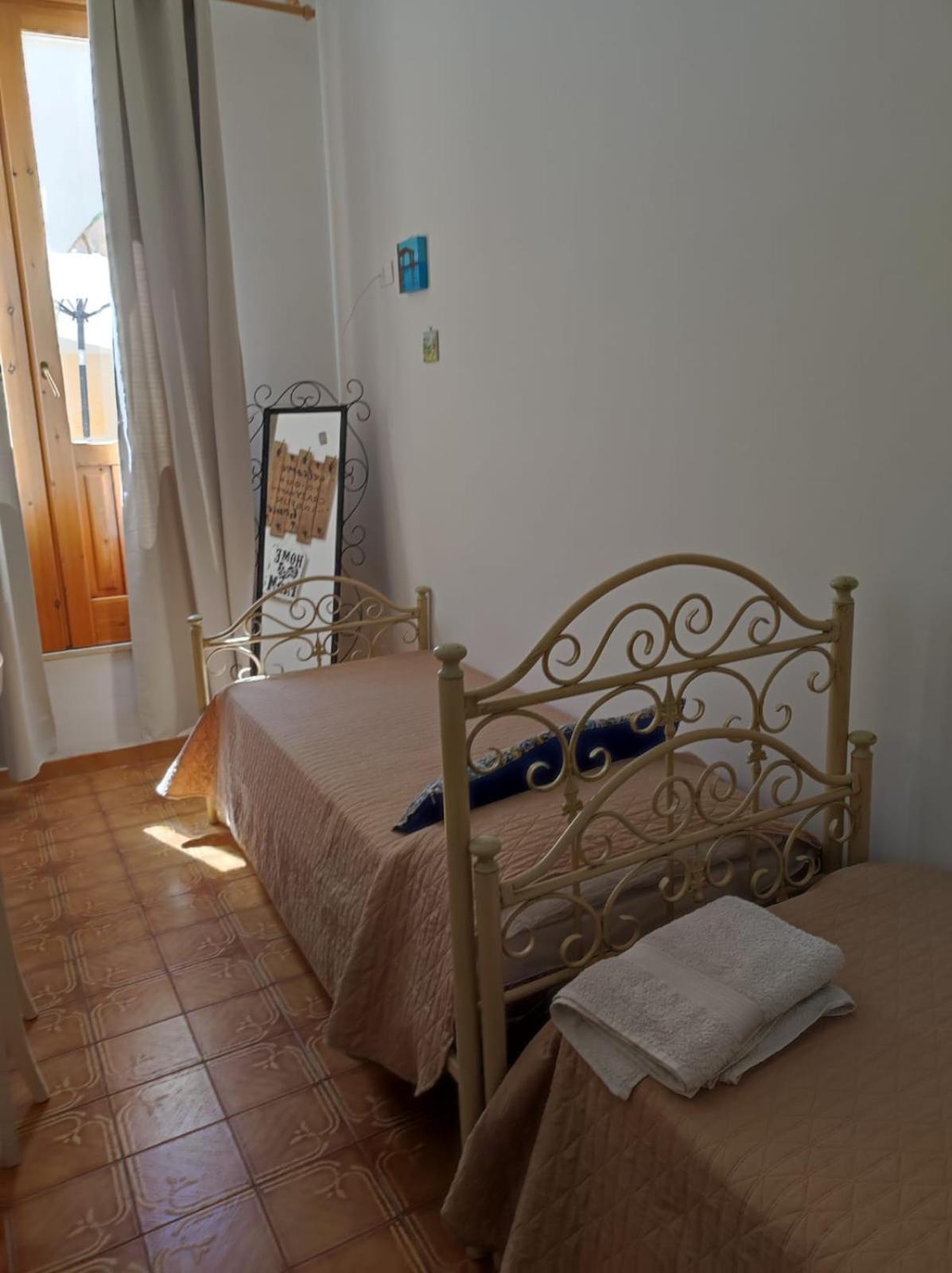 Bed and Breakfast U' Iazzu Avola Habitación foto